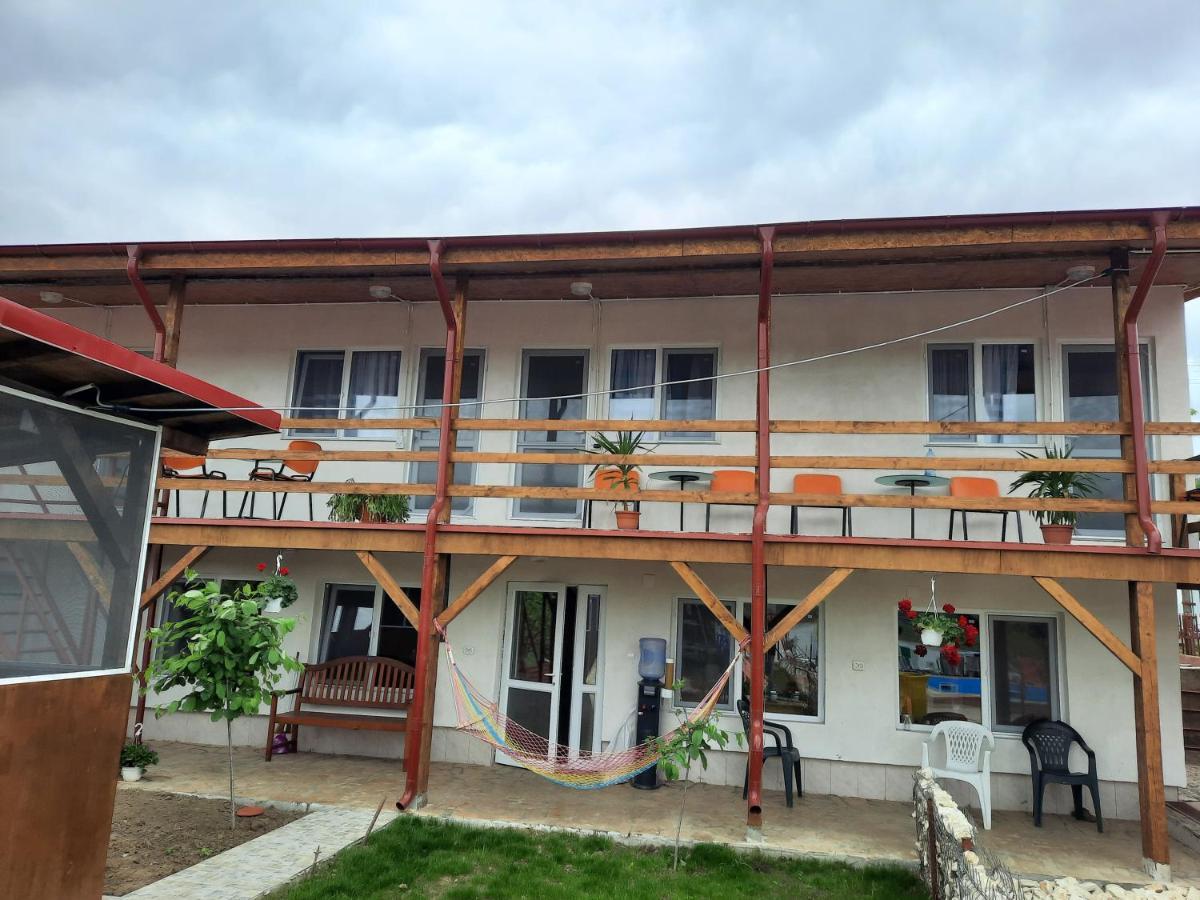מלון Ostrov Casa Antonia Si Maria מראה חיצוני תמונה
