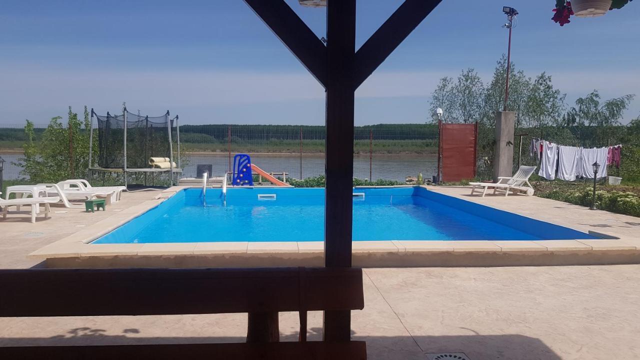 מלון Ostrov Casa Antonia Si Maria מראה חיצוני תמונה